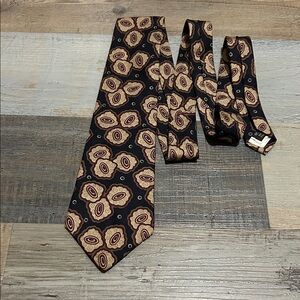 Givenchy Men’s Black and Gold Paisley Geometric Pattern Tie Career Office Wear